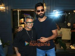 Photos: Vicky Kaushal snapped at Hakim Aalim’s salon in Bandra
