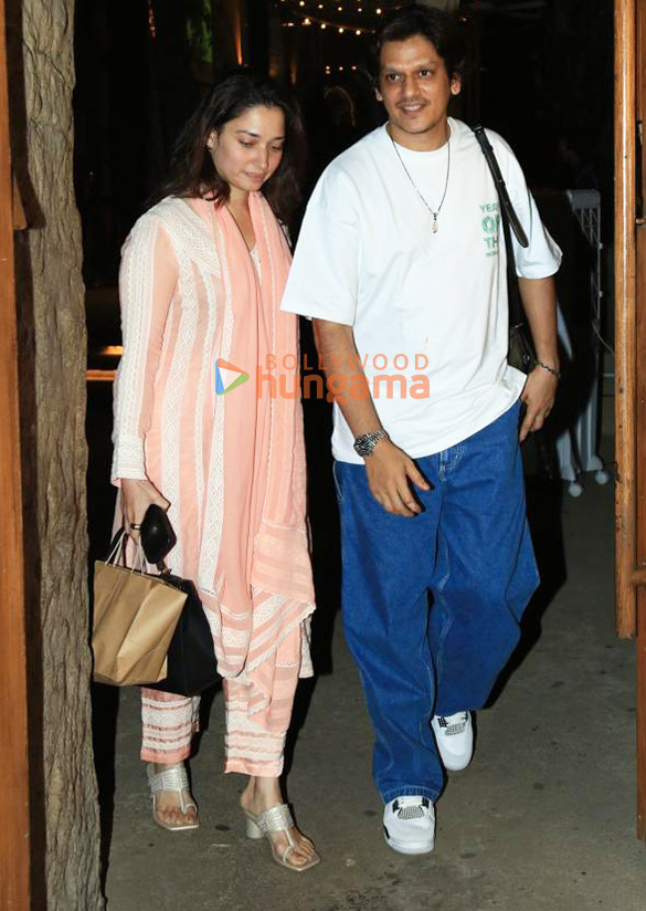 photos vijay varma and tamannaah bhatia snapped at one8 commune in juhu 1