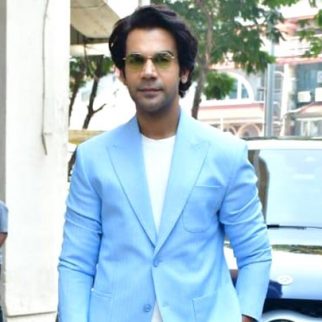 Rajkummar Rao strikes a pose for paps as he gets clicked for 'Mr & Mrs. Mahi' promotions