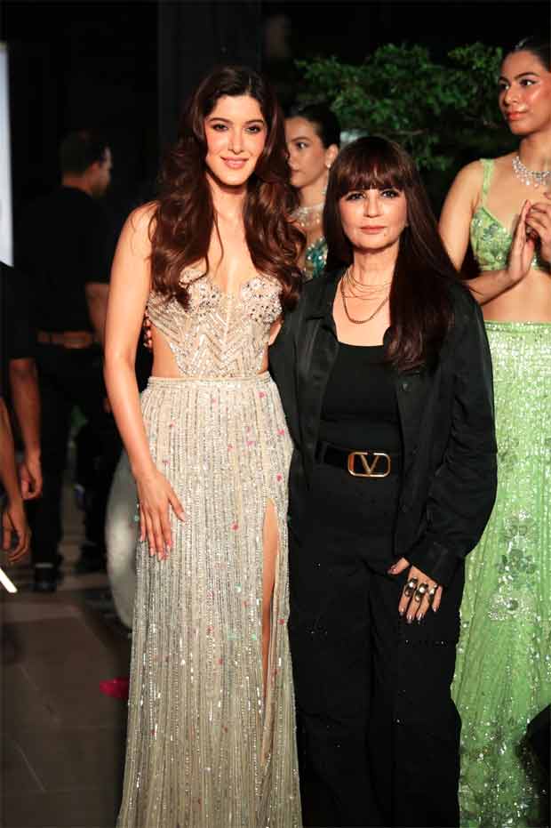 Shanaya Kapoor dazzles in shimmery plunging neckline corset & thigh-high slit skirt worth Rs. 1.75 lakh as she turns showstopper for Neeta Lulla