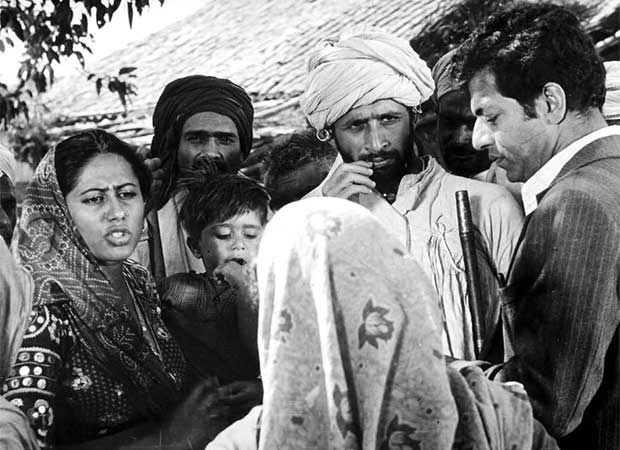 Shyam Benegal’s Manthan starring Smita Patil and Naseeruddin Shah to re-release in Indian cinemas in 50 cities after Cannes 2024 screening : Bollywood Information