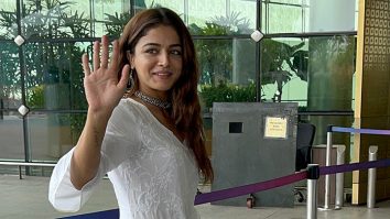 So beautiful! Wamiqa Gabbi is here to steal our hearts with her smile