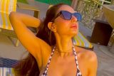 Ameesha Patel’s summery look reminds us of ‘Lazy Lamhe’