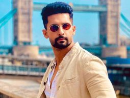 Ravi Dubey charges Rs. 101 for upcoming project; says, “If there are no vanities, I will sit under my tree and get my makeup done”