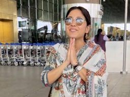 ‘Aag Laga Di!’ paps compliment Shweta Tripathi for ‘Mirzapur 3’ trailer at the airport