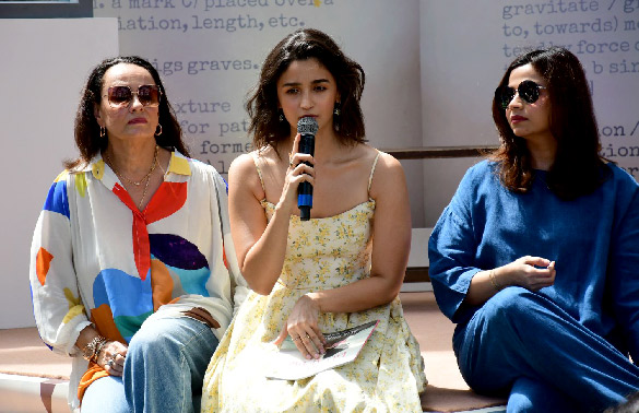 alia bhatt snapped at ed finds a home book launch 8