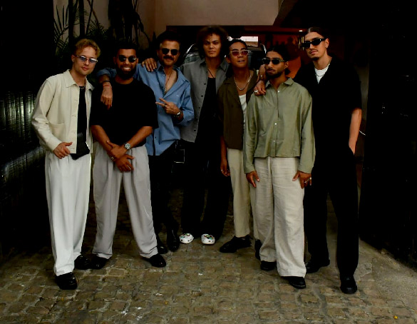 anil kapoor and dance group quickstyle snapped in juhu 4