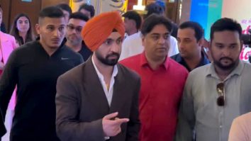 Diljit Dosanjh arrives at theatres to watch ‘Jatt & Juliet 3’
