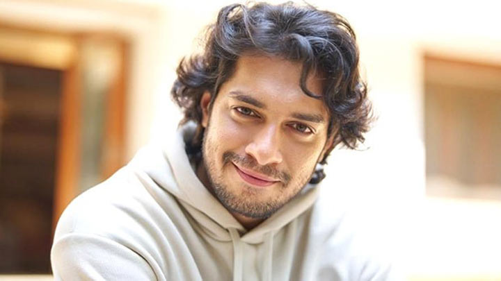 Junaid Khan’s First Interview for his debut film Maharaj “Please Watch Our Film” Junaid Khan’s First Interview for his debut film Maharaj “Please Watch Our Film”