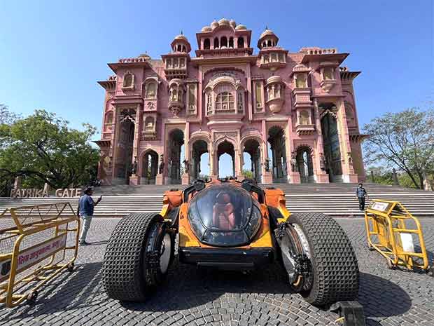 Kalki 2898 AD's futuristic vehicle Bujji arrives in Jaipur ahead of release