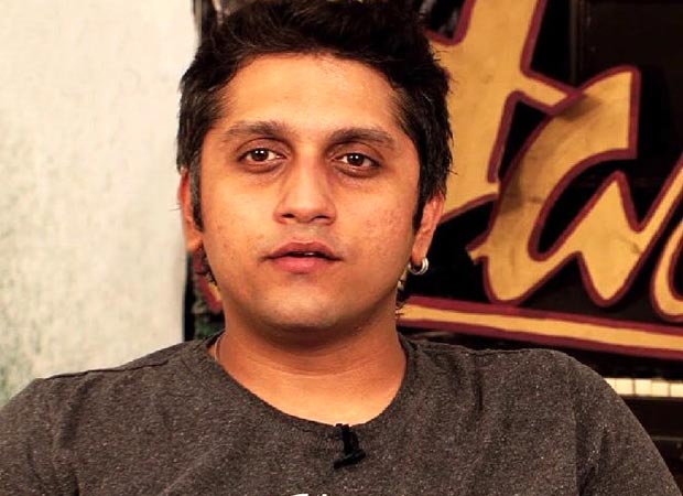 REVEALED: A sound recordist cut off electricity in a studio after Mohit Suri expressed his inability to tell a veteran singer that he was not fit for a song REVEALED: A sound recordist cut off electricity in a studio after Mohit Suri expressed his inability to tell a veteran singer that he was not fit for a song
