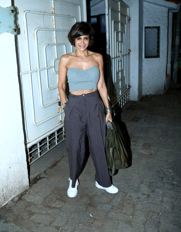 mouni roy sunil grover and mandira bedi grace the screening of the blackout at sunny super sound 4