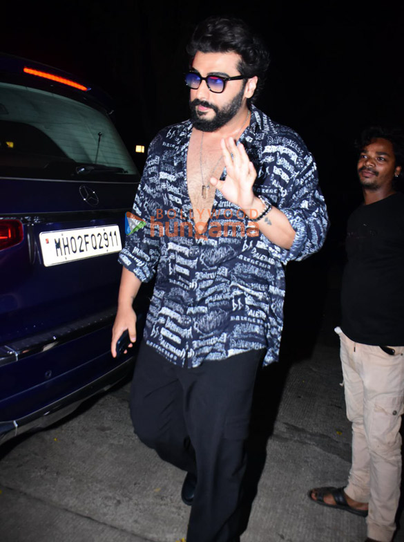 Photos: Arjun Kapoor, Ananya Panday, Suhana Khan and others snapped at Tania Shroff’s house party Photos: Arjun Kapoor, Ananya Panday, Suhana Khan and others snapped at Tania Shroff’s house party