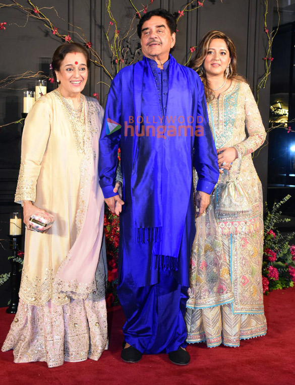 photos celebs grace sonakshi sinha and zaheer iqbals reception bash 6 12