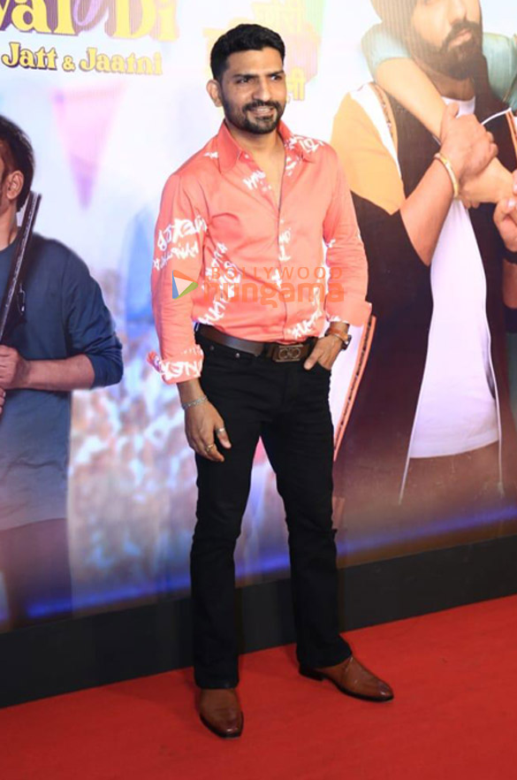photos celebs grace the premiere of kudi haryane val di 1200 1