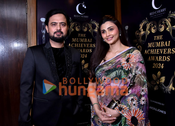 photos celebs snapped at the mumbai achievers awards 2024 8