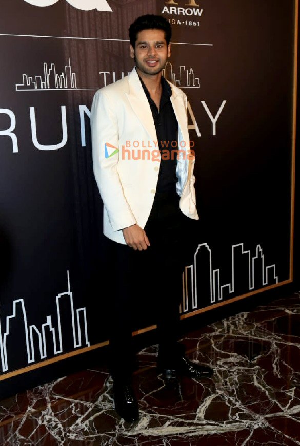 photos hrithik roshan neha sharma aisha sharma and others snapped at an event hosted by gq and arrow 13