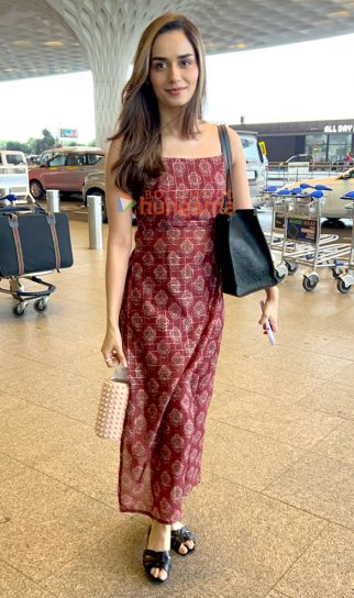 Photos: Siddhant Chaturvedi, Manushi Chhillar and others snapped at the airport