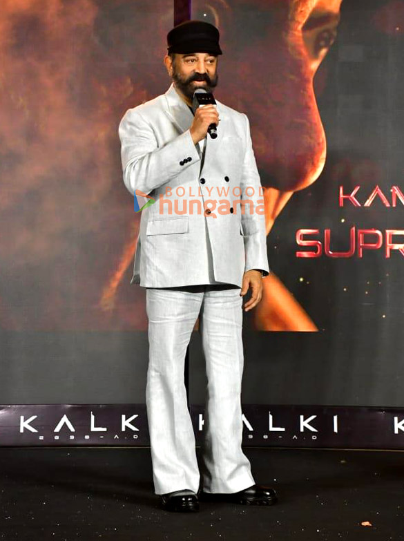 photos prabhas deepika padukone amitabh bachchan team kalki 2898 ad snapped at special launch event in mumbai 0099 9