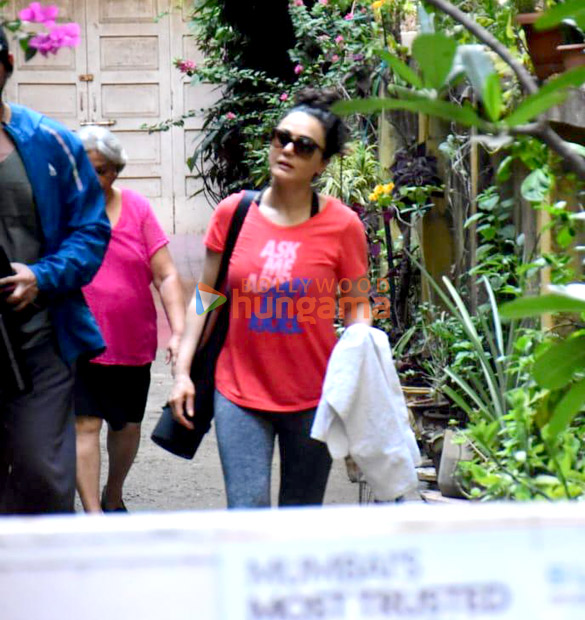 Photos: Preity Zinta spotted in Bandra Photos: Preity Zinta spotted in Bandra