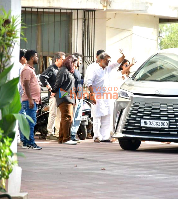 photos ranbir kapoor snapped at sanjay leela bhansalis house 2
