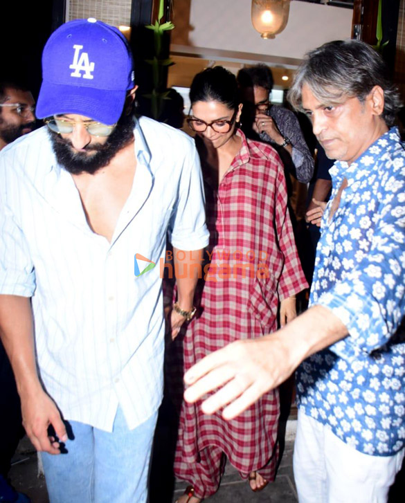 Photos: Ranveer Singh and Deepika Padukone snapped in Bandra