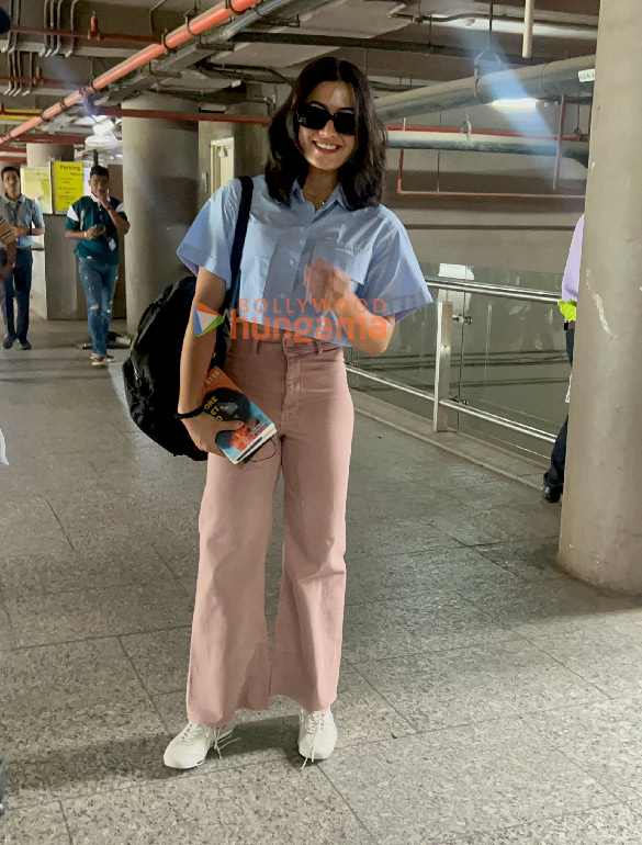 Photos: Rashmika Mandanna, Jackie Shroff and others snapped at the airport Photos: Rashmika Mandanna, Jackie Shroff and others snapped at the airport