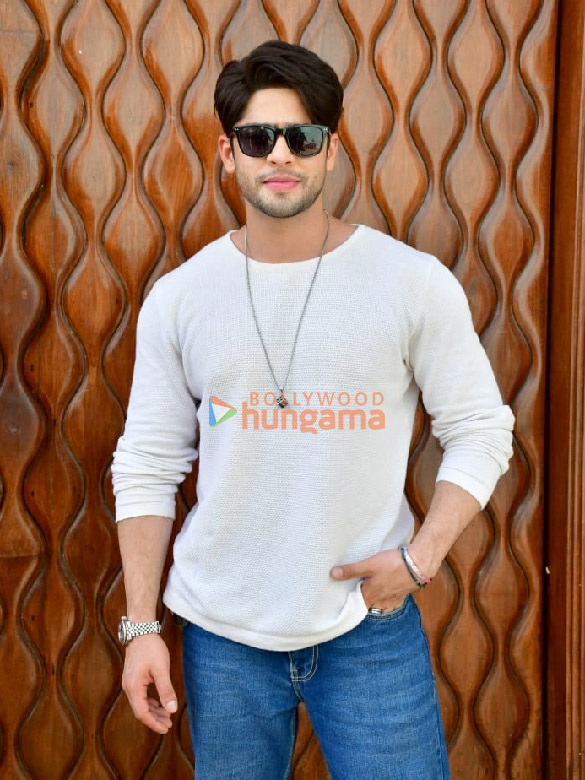 photos rohit saraf pashmina roshan and jibraan khan snapped promoting ishq vishk rebound 1