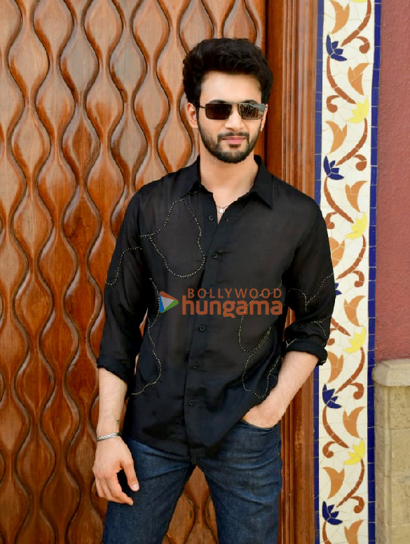 photos rohit saraf pashmina roshan and jibraan khan snapped promoting ishq vishk rebound 3