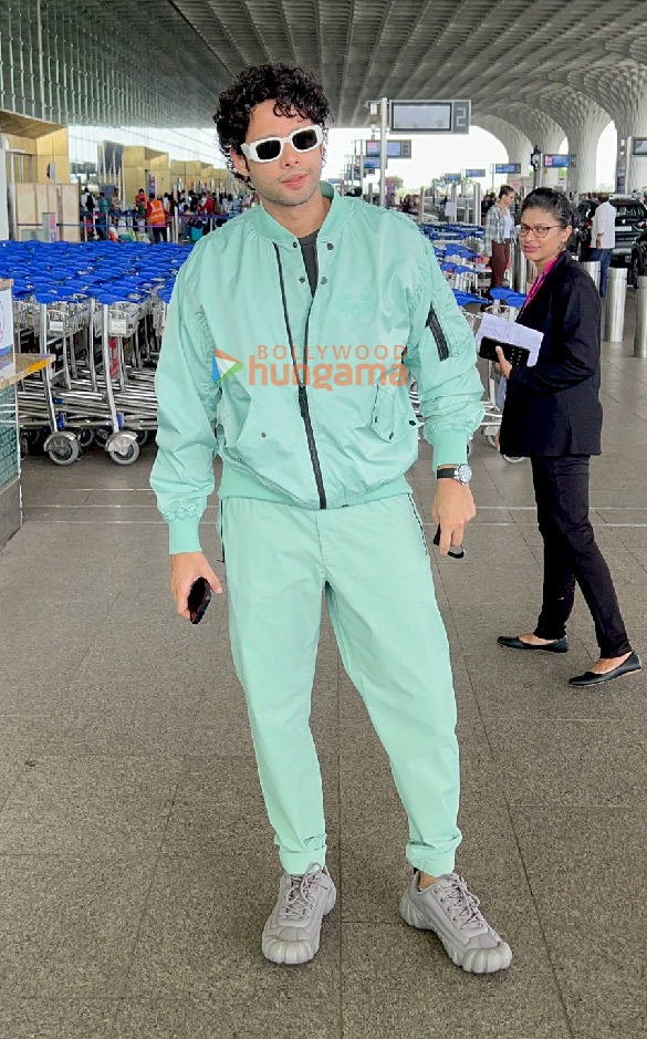 photos siddhant chaturvedi manushi chhillar and atlee kumar snapped at the airport 4