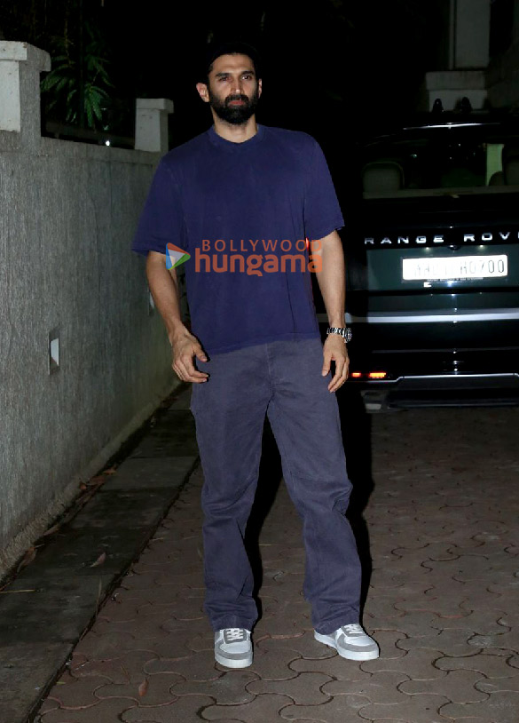 photos varun dhawan janhvi kapoor and others were snapped at arjun kapoors birthday bash at his residence 2