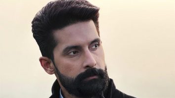 Ravi Dubey stuns fans with new desi look on Social Media!