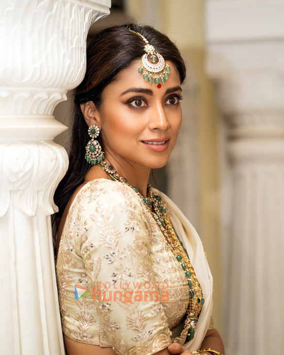 shriya saran 5 63