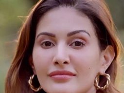 Sunshine! Amyra Dastur makes our morning happier with her smile