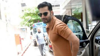 Varun Dhawan arrives at the hospital to take his baby girl home!