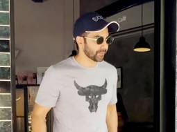 Varun Dhawan gets clicked in the city in his casual outfit