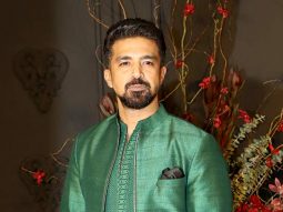 Saqib Saleem looks dapper in green at Sonakshi Sinha & Zaheer Iqbal’s reception