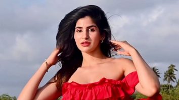 Absolutely love the red ruffles! Sakshi Malik