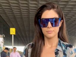 What do you think of Elnaaz Norouzi’s airport style Comment below!