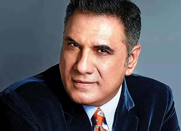 Boman Irani receives emotional tribute from his Spiral Bound students on Guru Purnima; watch : Bollywood News