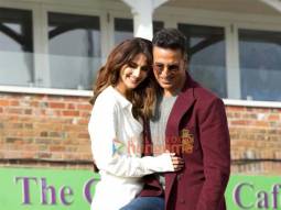 EXCLUSIVE: Akshay Kumar and Vaani Kapoor showcase their chemistry in second song ‘Duur Na Karin’ from Khel Khel Mein, see pics