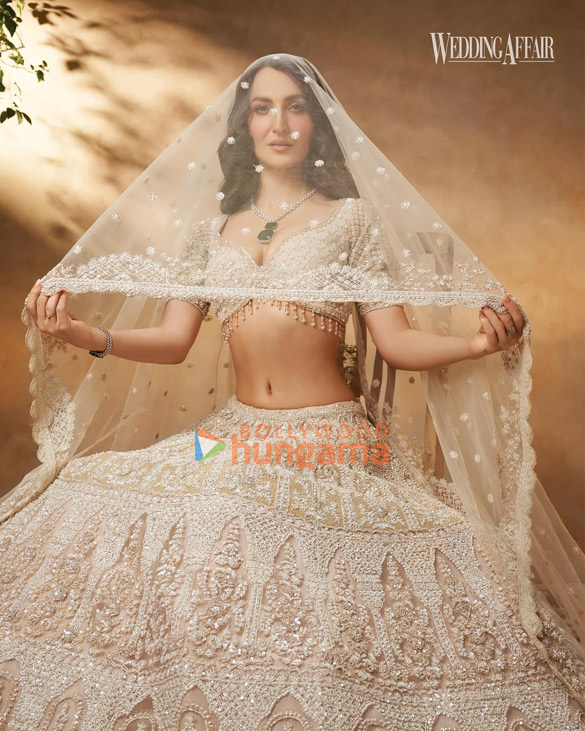 elli avrram 1 127