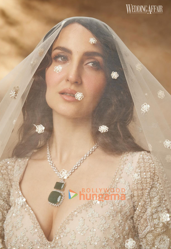 elli avrram 7 13