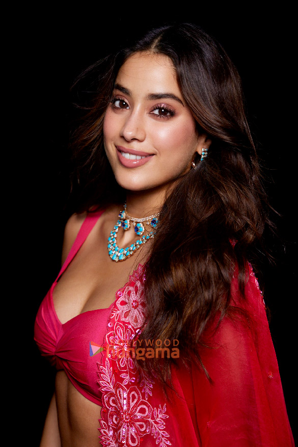 janhvi kapoor 2 320
