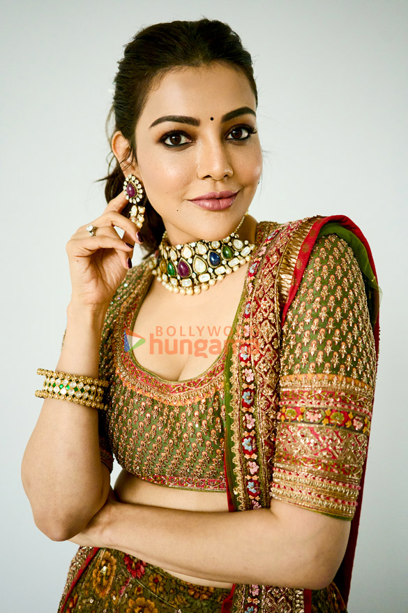 kajal aggarwal 7 6