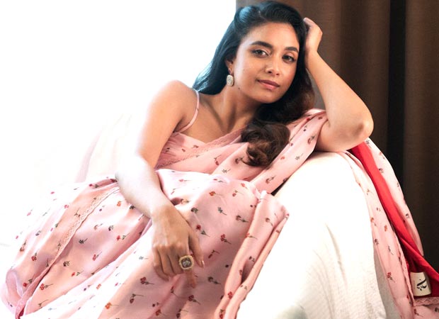 Keerthy Suresh stuns in Rs. 42,000 blush pink two-way saree for Raghu Thatha promotions Keerthy Suresh stuns in Rs. 42,000 blush pink two-way saree for Raghu Thatha promotions