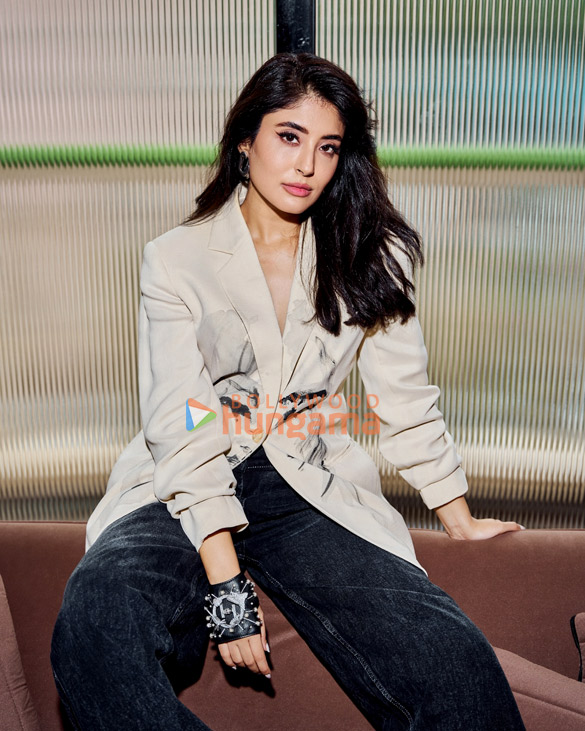 kritika kamra 3 26