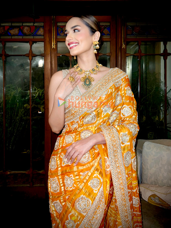 manushi chhillar 1 184