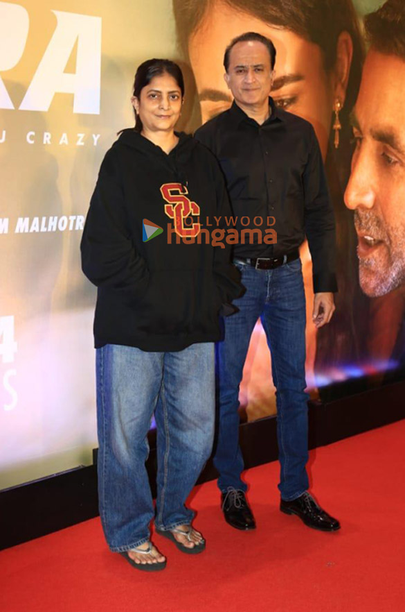 photos akshay kumar radhika madan and others grace the premiere of sarfira at pvr icon pune 4