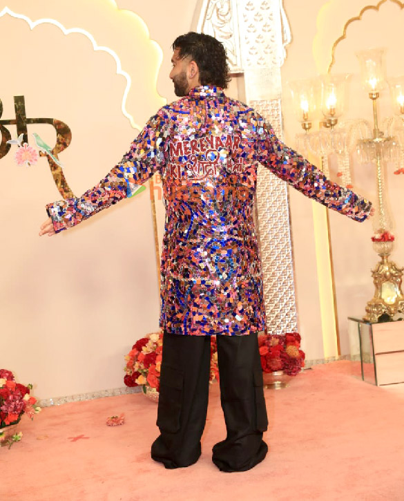 photos ananya panday john cena sara ali khan and others attend the wedding ceremony of anant ambani and radhika merchant 654 2 photos ananya panday john cena sara ali khan and others attend the wedding ceremony of anant ambani and radhika merchant 654 2